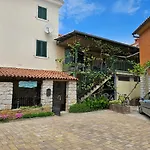 Apartments La Pergola